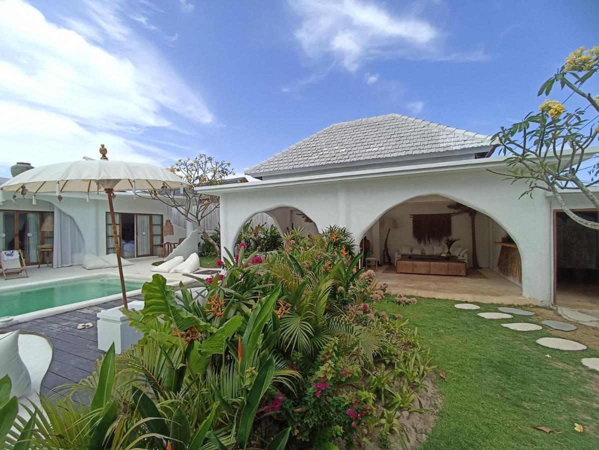 Sal Central Uluwatu Exteriér fotografie