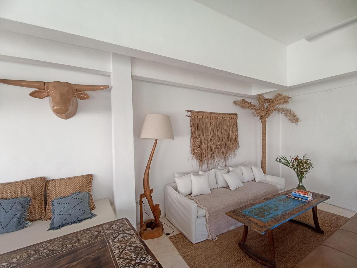 Sal Central Uluwatu Exteriér fotografie